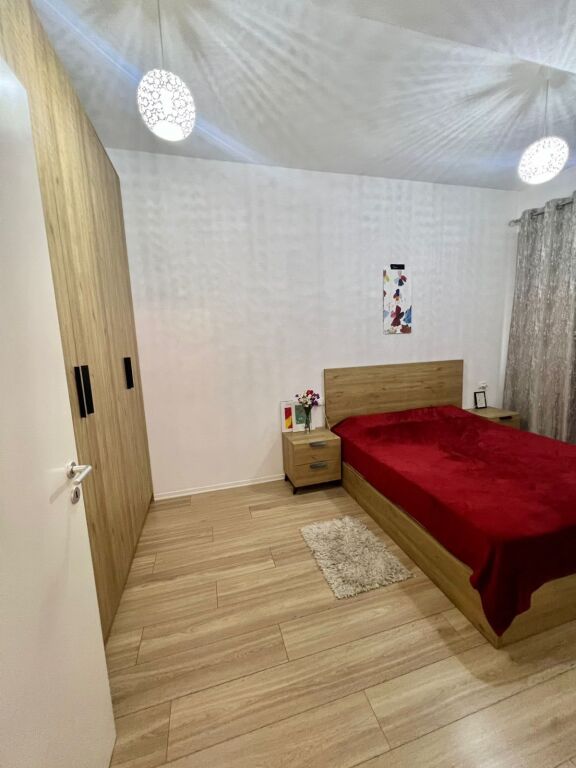 Rr”Jordan Misja”, appartamento 1+1 in affitto! 45.000 Leke