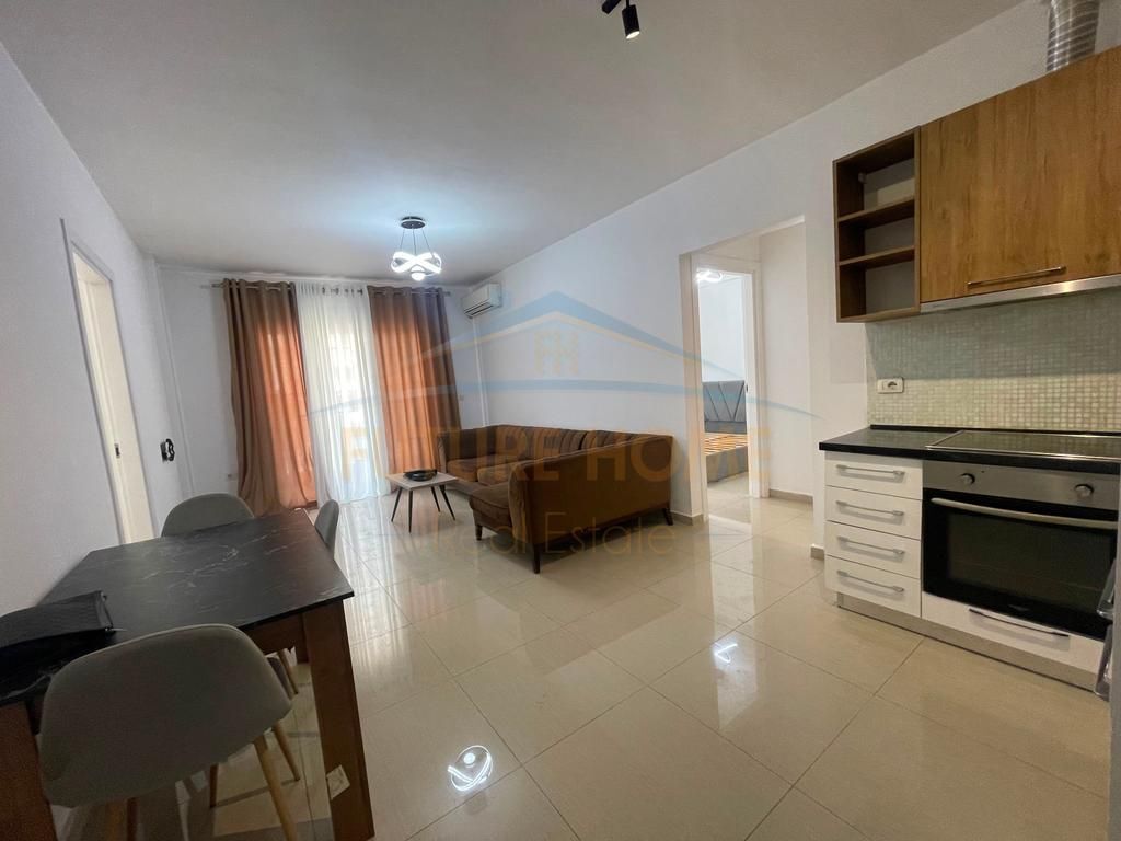 Shitet, Apartament 2+1, "Residenca Alba", 21 Dhjetori.