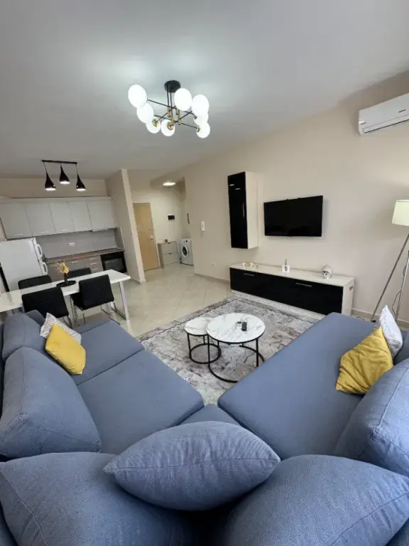 Affitto | Apartament 1 + 1 | Yzberisht | 500 €/mese