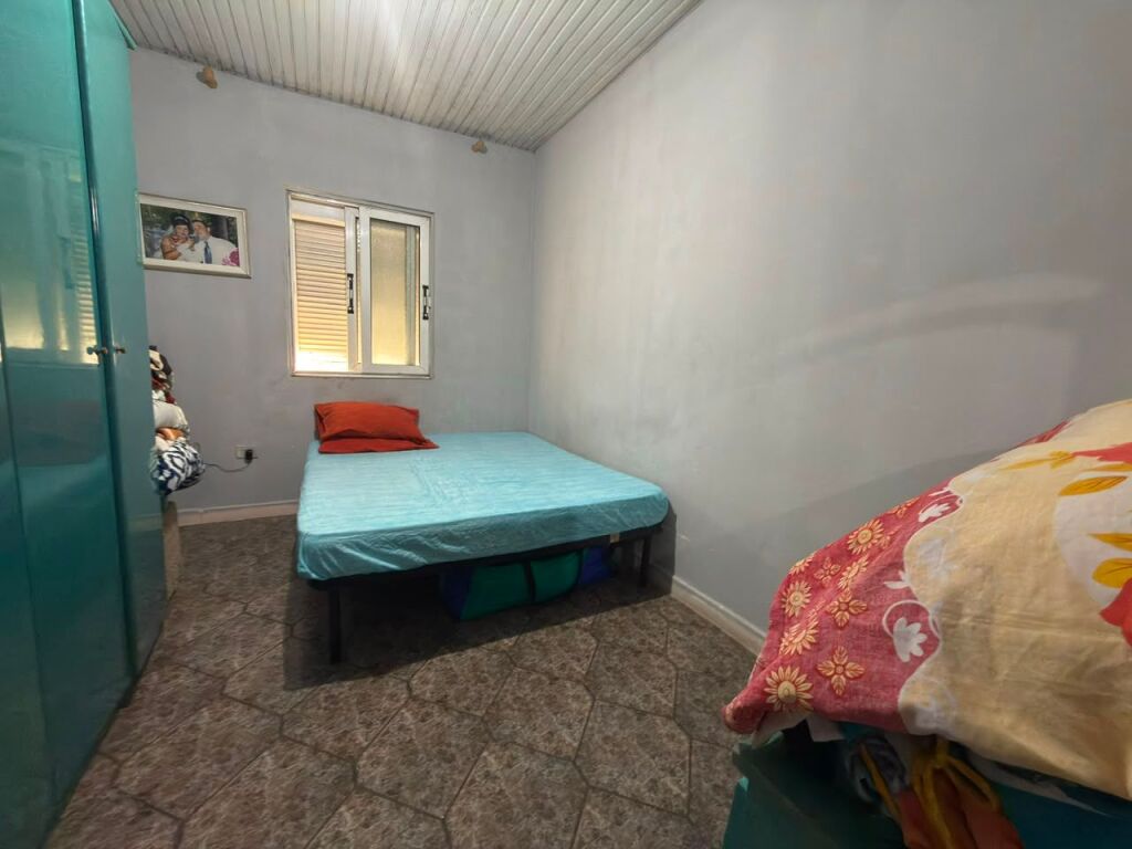 Shiten 2 Apartamente pranë Gjimnazit "Ali Demi", Vlore.