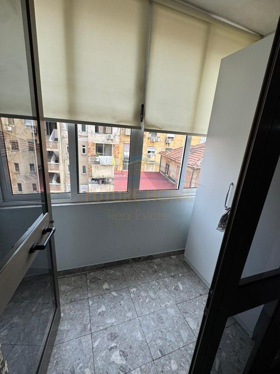 Qira, Apartament 2+1+2, Rruga Fortuzi, Tiranë