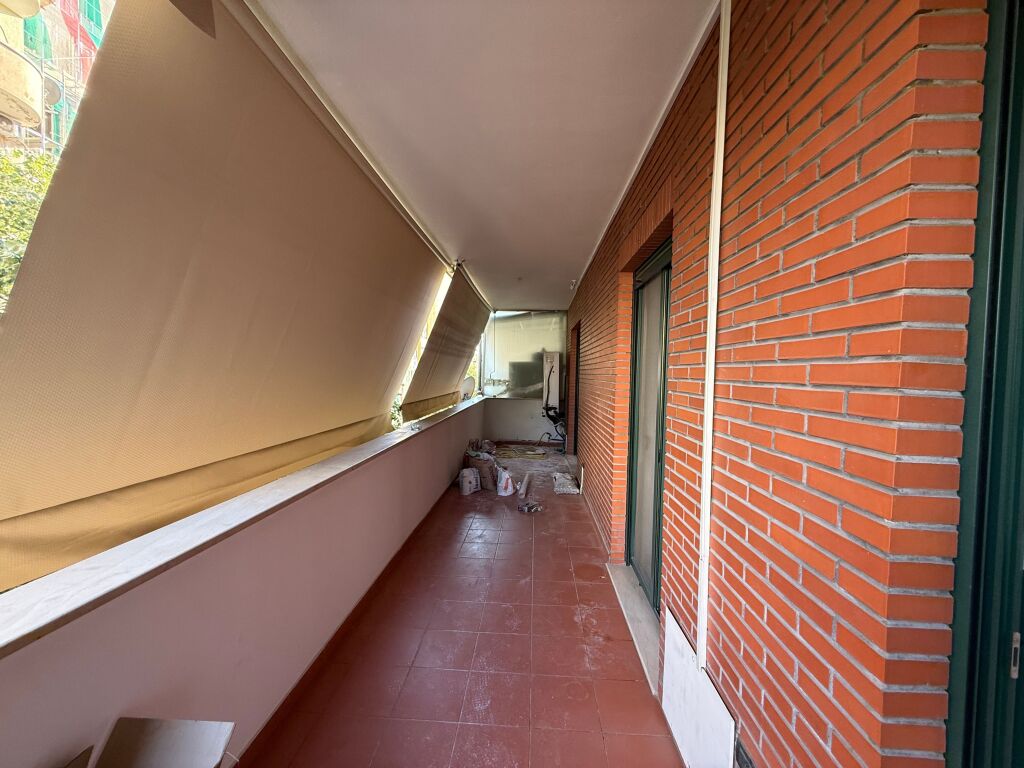 BLOCK BUSINESS PREMISES FOR RENT!