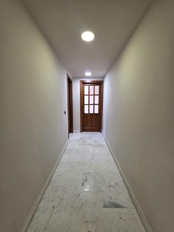 Qera, Ambient Biznesi, Qender, Tirane.