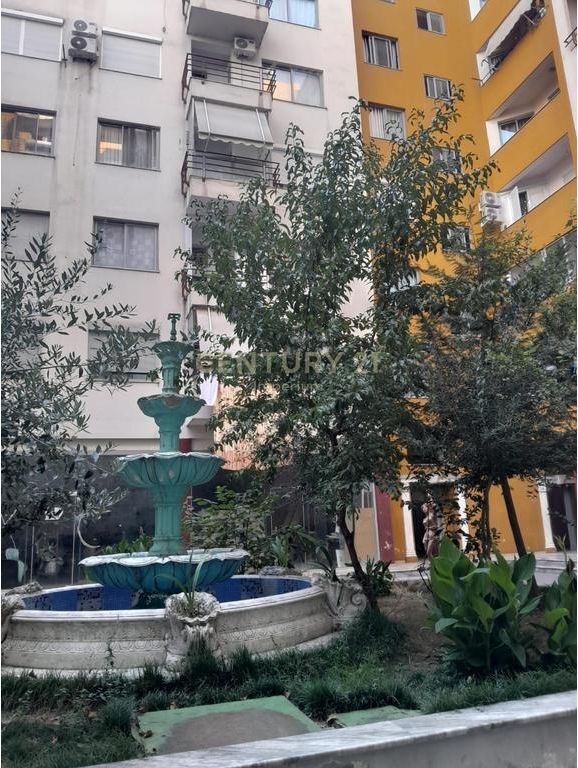 Apartament 1+1 me Qira në Yzberisht!