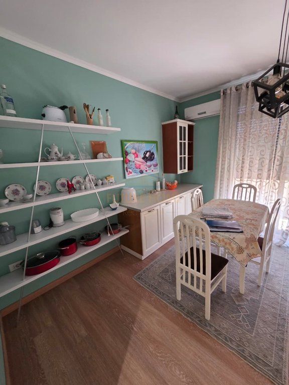 Rent, Private House, Second floor, Myslym Shyri.