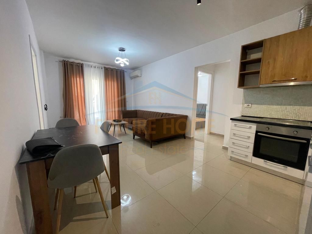 Shitet, Apartament 2+1, "Residenca Alba", 21 Dhjetori.