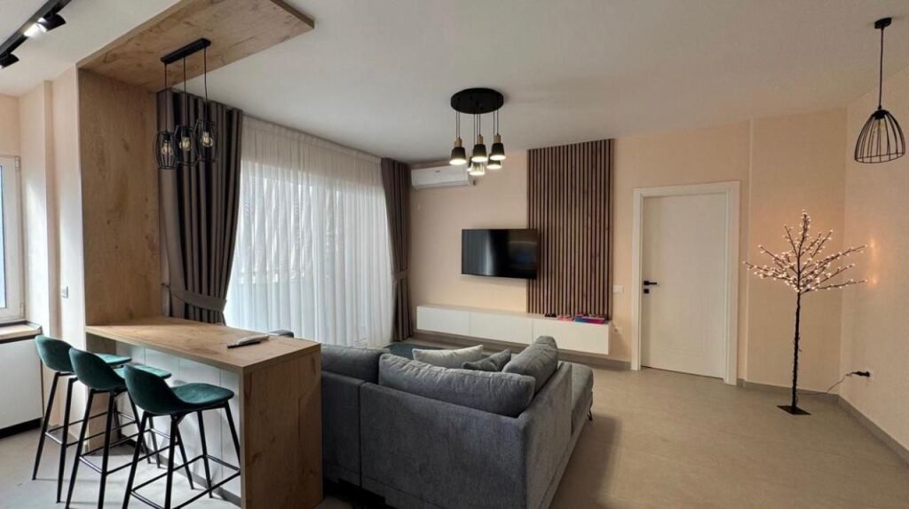 Rent | Apartament 1 + 1 | Rruga Myslym Shyri | 750 €/month