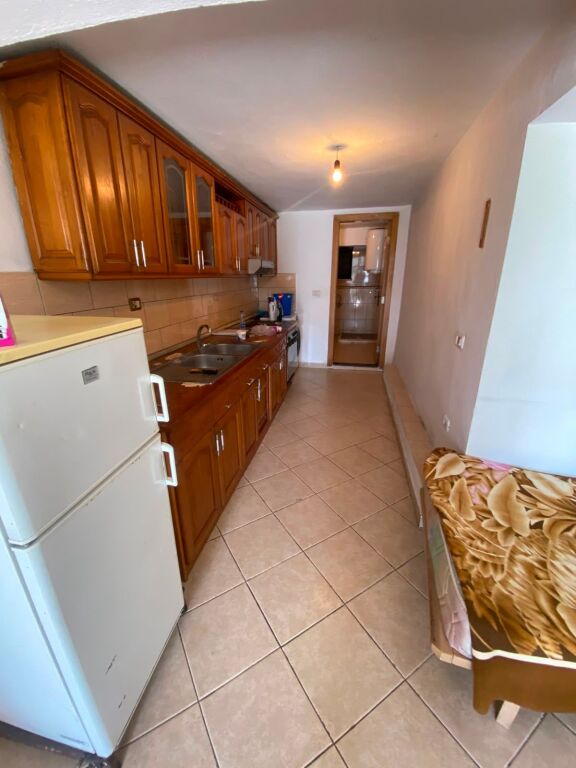 Qera | Vilë 2 + 1 | Qytet Studenti | 300 €/muaj