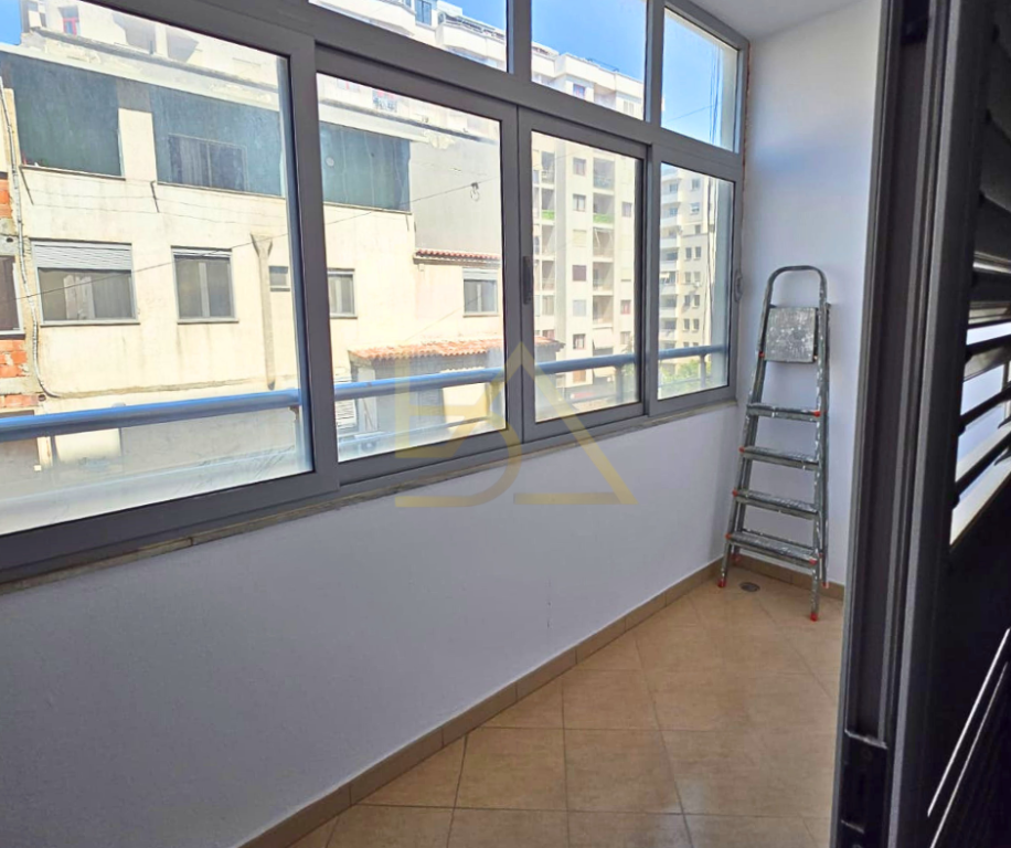 Apartament 2+1 me Qira – Lagjja 13, Plazh, Durrës
