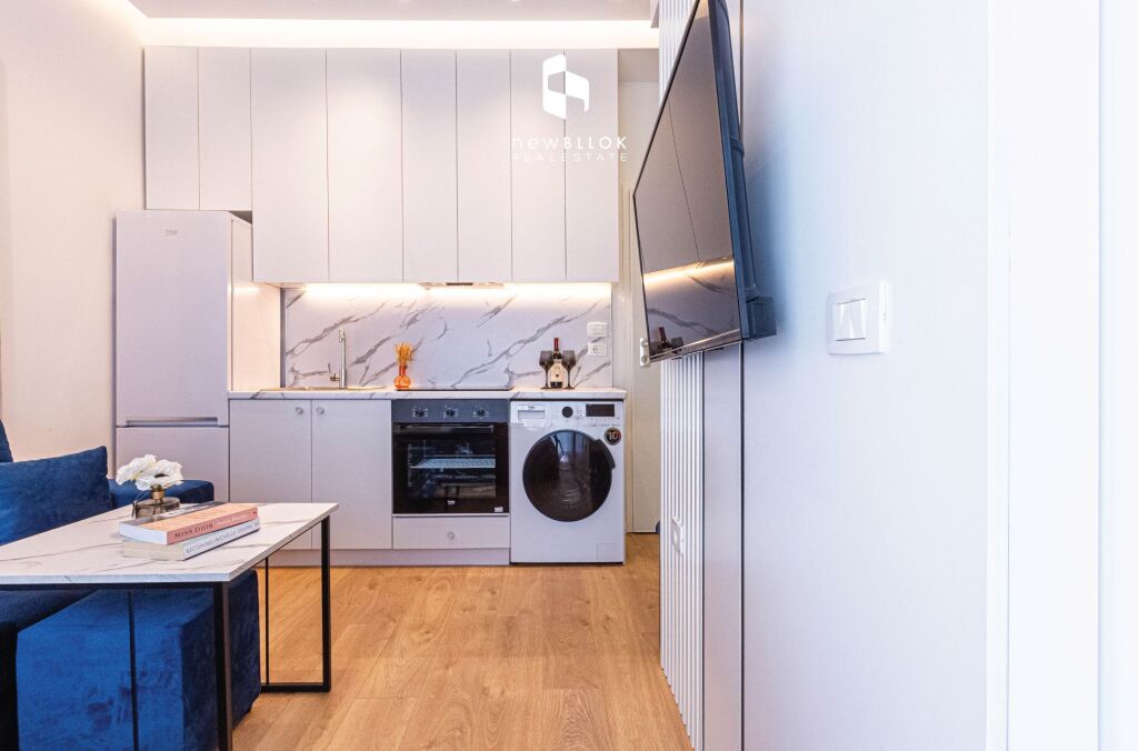 🏠 IN AFFITTO: Appartamento 1+1 📍Ali Demi (Residenza MANGALEM) – 40.000 Lek/Mese – Anno di Costruzione: 2022 – 4° Piano – 39 m² – Arredato da un Architetto 🔥
