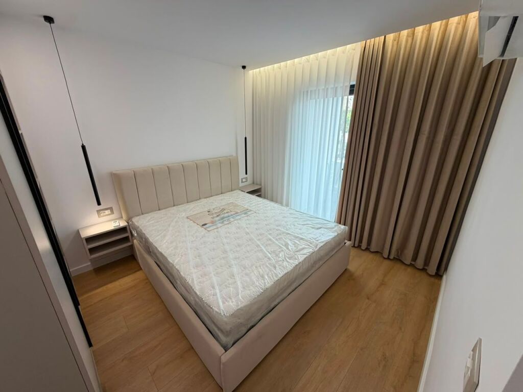 🏡 Appartamento 1+1 in Vendita  📍 Via Asim Vokshi, di fronte a SPAK, all'interno del Piccolo Anello, Tirana💶 Prezzo: 110.000 €