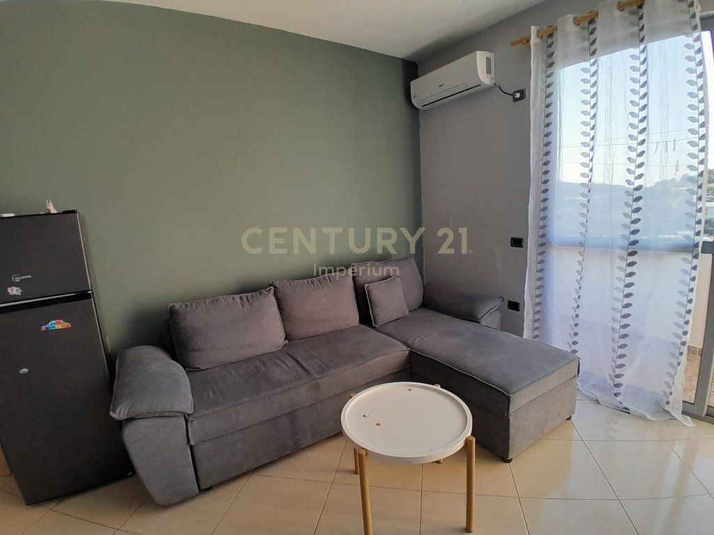 Apartament 1+1 me Qira në Yzberisht!
