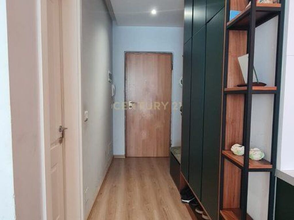 Shitet Apartament 2+1 – Rruga e Elbasanit, Tiranë