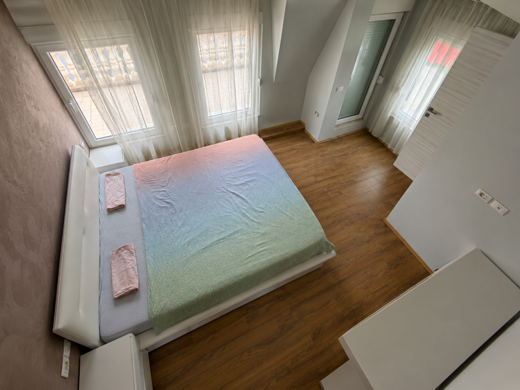 Super villa for rent Teg White house