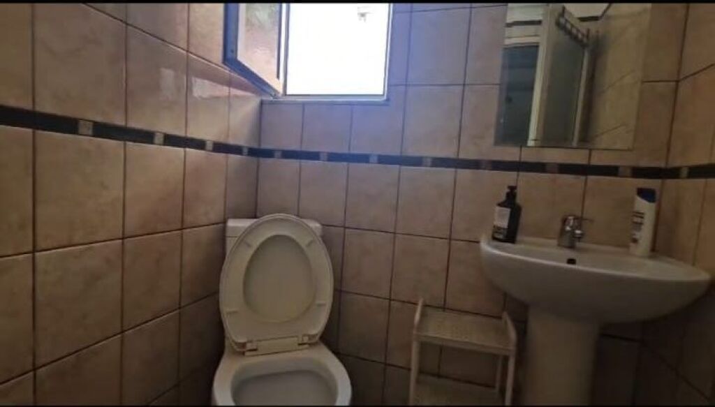 Rent | Shtëpi private 1 + 1 | Rruga 5 Maji | 420 €/month