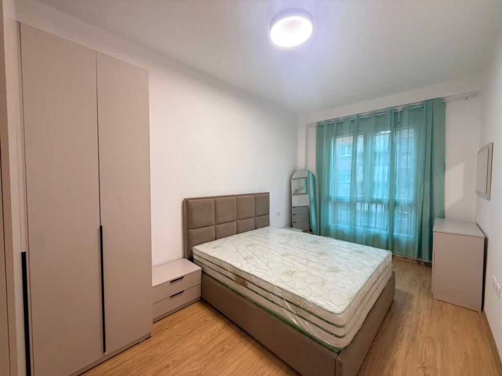 Qera | Apartament 1 + 1 | Rruga 5 Maji | 550 €/muaj