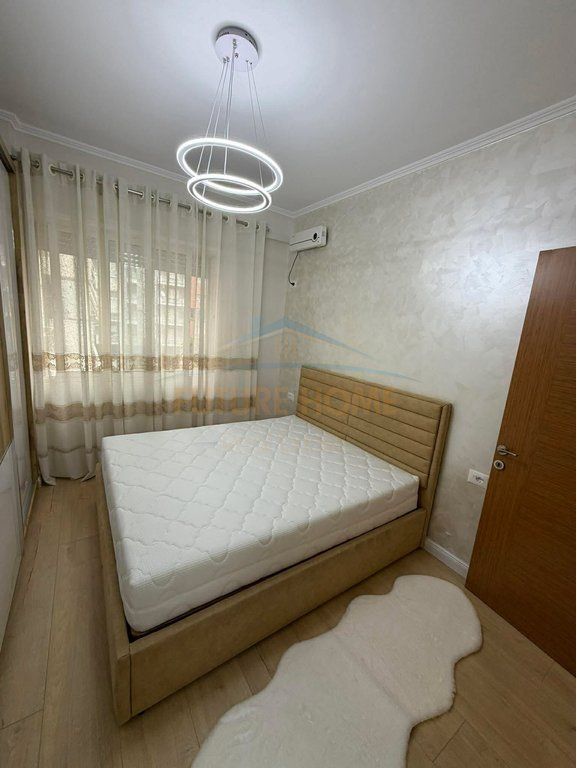 Shitet, Apartament 1+1, Golden Park 3, Rruga e Kavajës