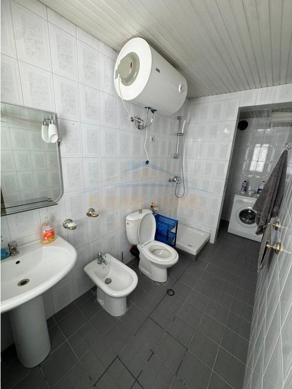 Qira, Apartament 2+1+2, Rruga Fortuzi, Tiranë