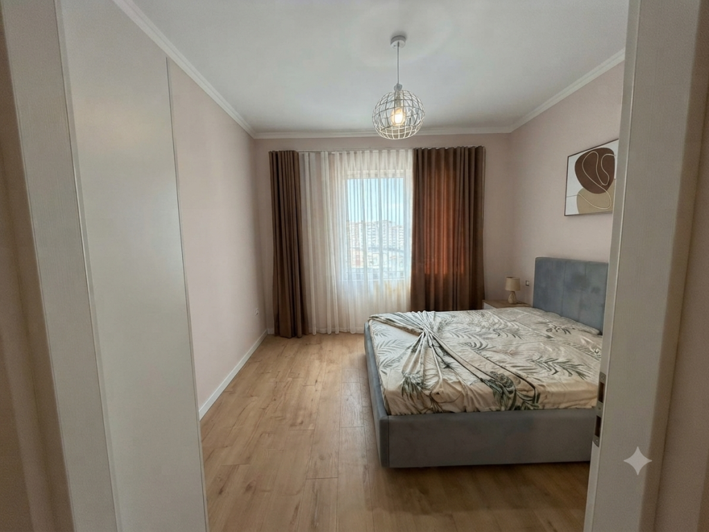 Shitet, Apartament 2+1+2, Unaza e Re