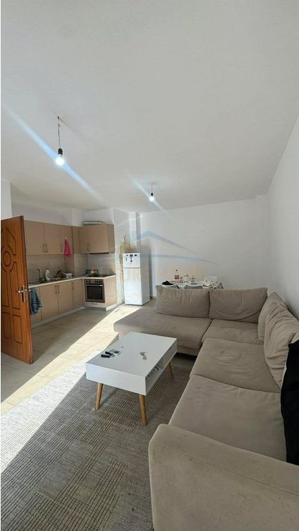 Shitet, Apartament 1+1, Unaza e Re . UNA72356
