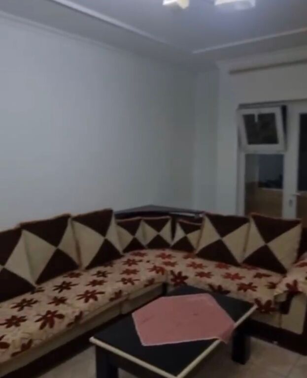 Apartament me qera 1+1 Blloku Gintash