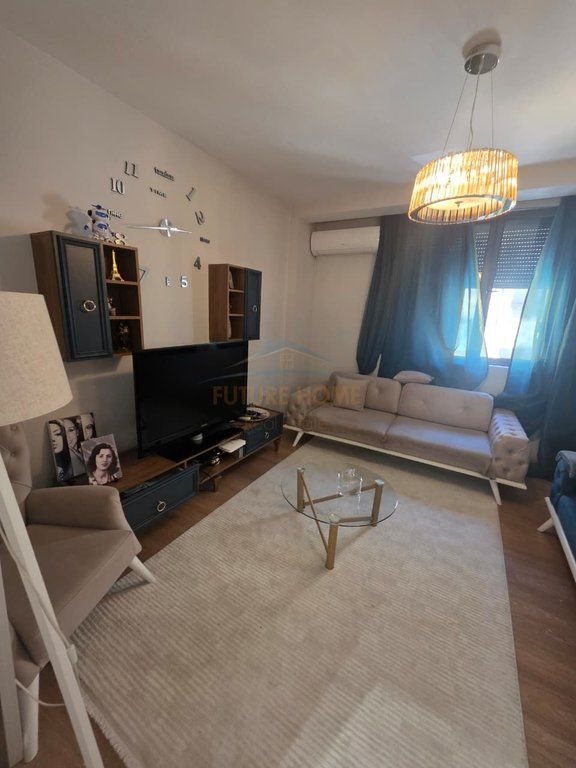 Rent, Private House, Second floor, Myslym Shyri.