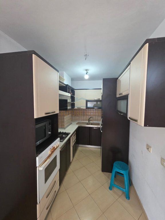 In vendita, Appartamento 3+1, Misto Mame, Tirana.