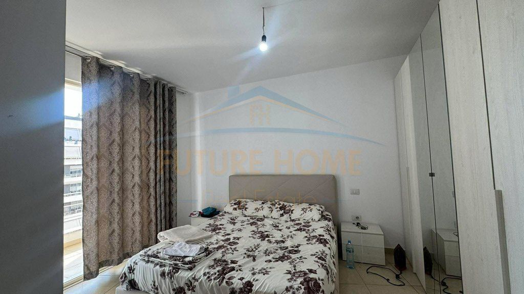 Shitet, Apartament 1+1, Unaza e Re . UNA72356