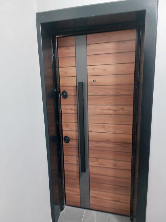 Super ap 1+1 in via Elbasan (mihal grameno)