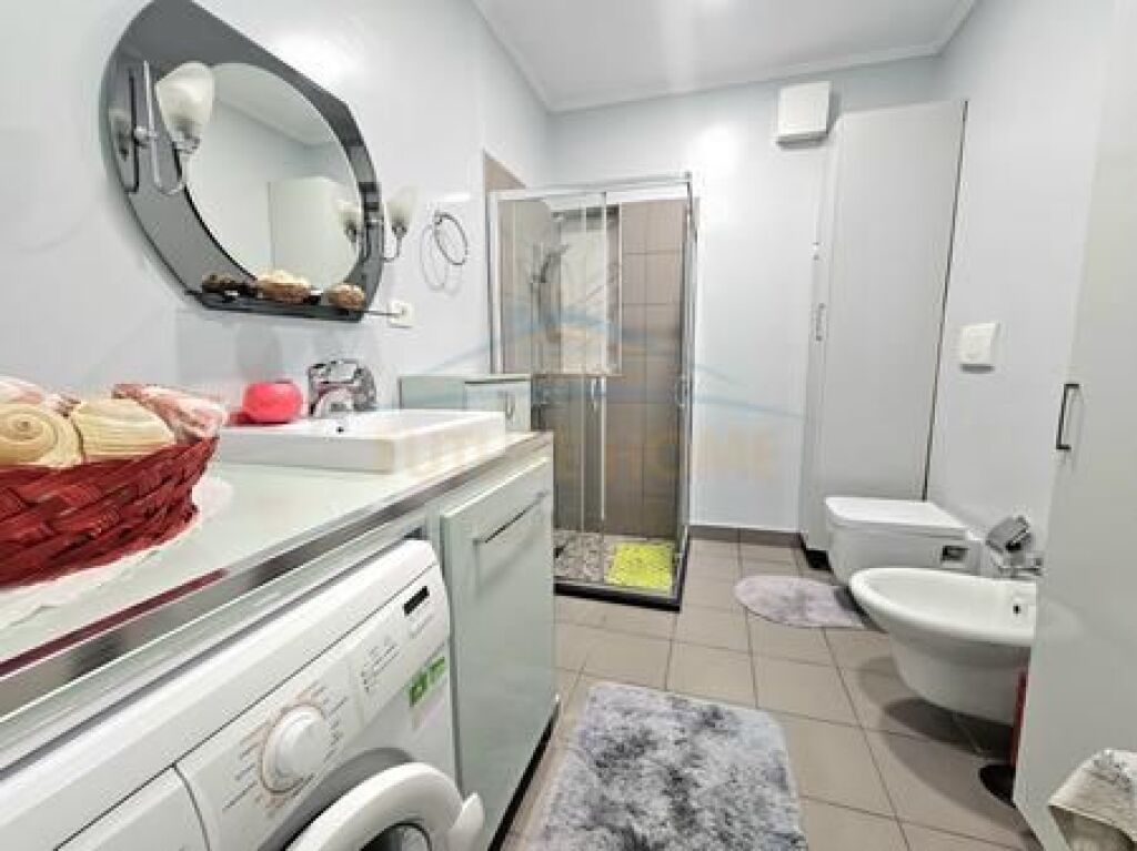 Qira, Apartament 2+1, Rruga e Elbasanit , Prane Ambasades Amerikane,Tiranë.