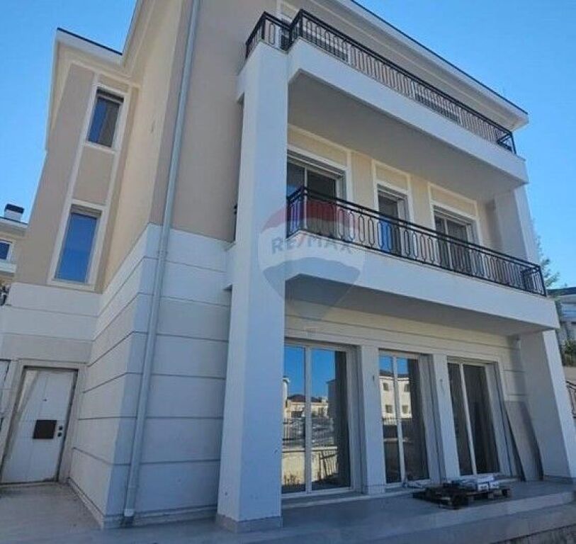 Villa - In Vendita - Collina Verde, Tirana!!!! ID: 530571005-140