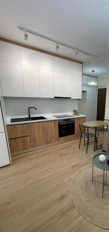 Super apartament me qera 1+1 Astir te Vila L