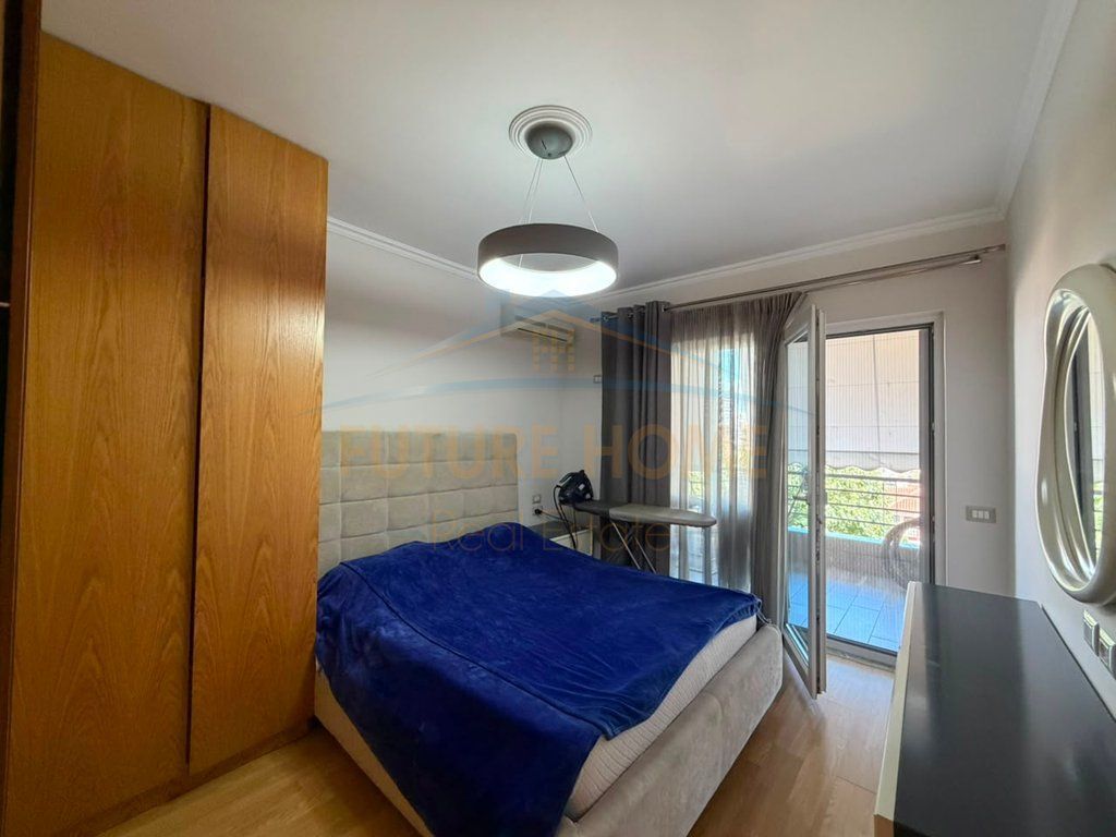 For sale, Apartment 2+1+2+Storage, Complex "Kika 1", Paris Commune.