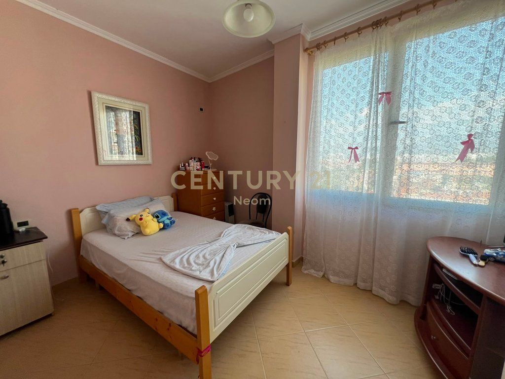 Apartament 2+1+2 per shitje ne Astir