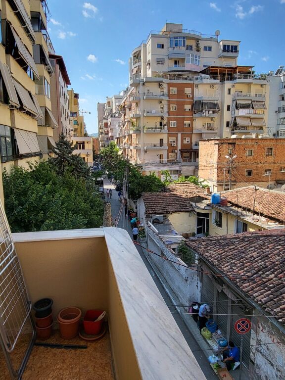 For rent 2+1 furnished Myslym Shyri private building 70000 lek