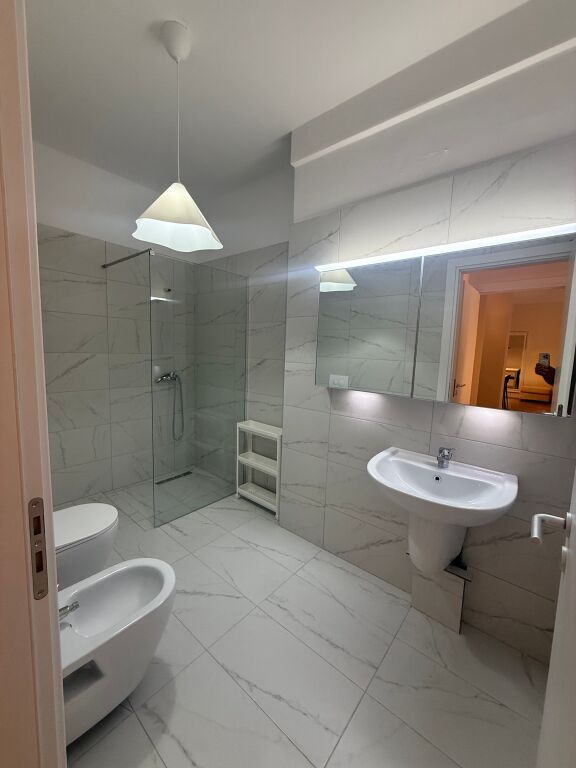 Jepet me Qera Apartament 2+1+2 Aura