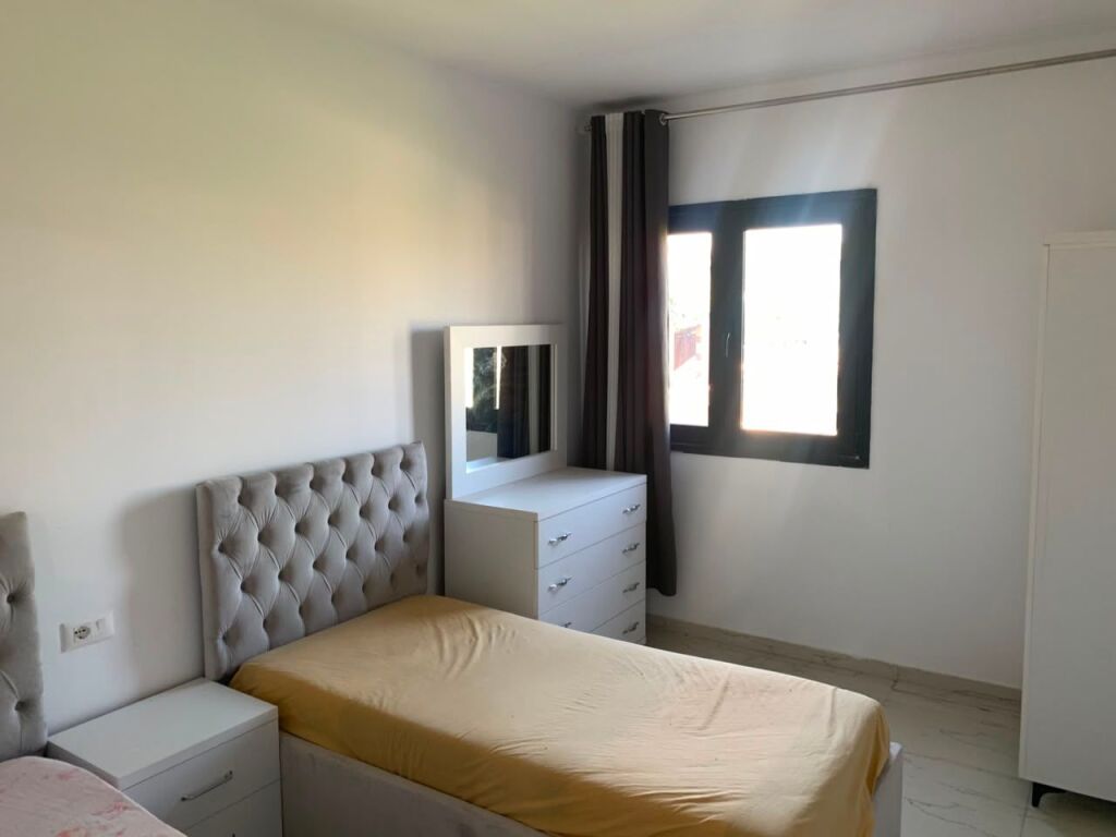 Qera | Apartament 2 + 1 | Laprakë | 450 €/Muaj