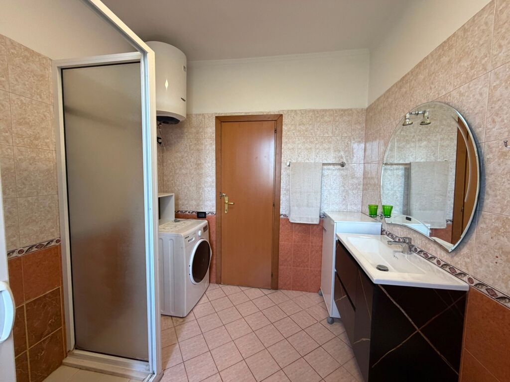 Qera | Apartament 4 + 1 | ISH Ekspozita | 1300 €/muaj