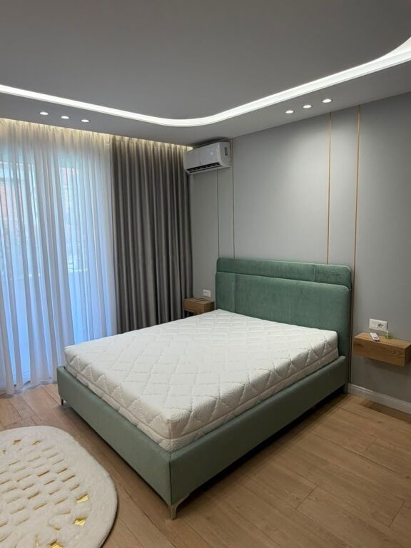 Shitet apartament 1+1 prane Liqenit te Tiranes