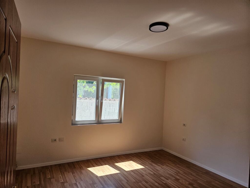 Apartament 2+1 per qera Laprake !