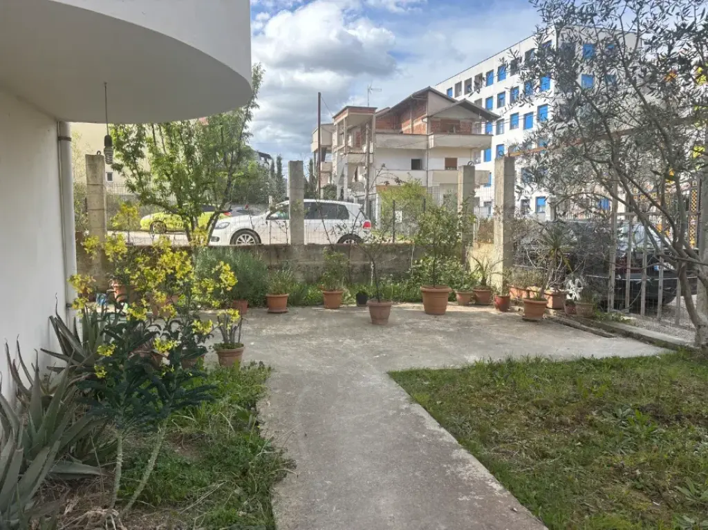 Entrance 1+1 given, never inhabited before in Ali Dem
