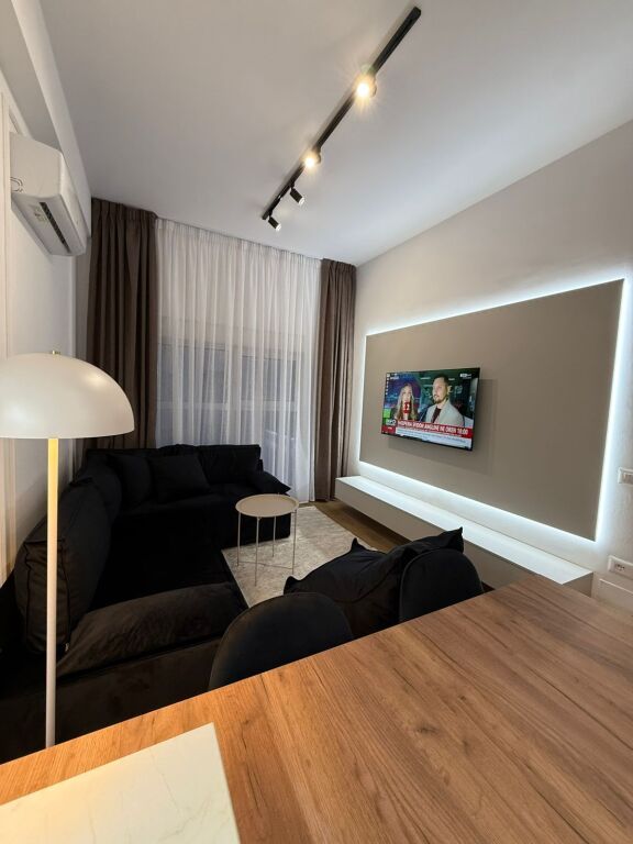 ME QERA: 1+1📍Ali Dem (Rezidenca Kadiu) - 450€/Muaj - I Pabanuar me Pare🔥 - Sp.65m² - Kt.6 || I Arreduar me Arkitekt - 100% e kompletuar ne detaje ✨️