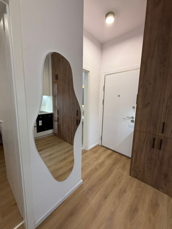 ME QERA: 1+1📍Ali Dem (Rezidenca Kadiu) - 450€/Muaj - I Pabanuar me Pare🔥 - Sp.65m² - Kt.6 || I Arreduar me Arkitekt - 100% e kompletuar ne detaje ✨️
