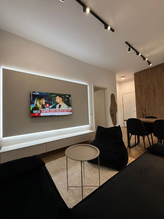 ME QERA: 1+1📍Ali Dem (Rezidenca Kadiu) - 450€/Muaj - I Pabanuar me Pare🔥 - Sp.65m² - Kt.6 || I Arreduar me Arkitekt - 100% e kompletuar ne detaje ✨️