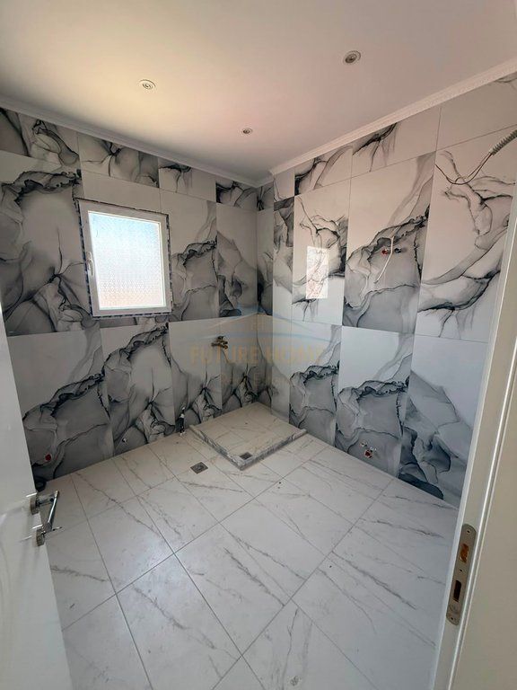 Apartament 107 m² për shitje në Pogradec – Pranë Liqenit të Ohrit