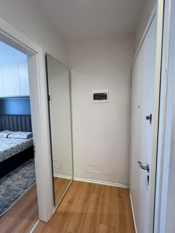 Jepet me qira apartament 2+1+2 +post parkimi tek 5 Maji