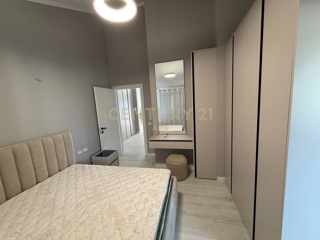Apartament 2+1 me Verand me Pamje të Mrekullueshme | Liqeni i Thatë |+ 2 Parkime