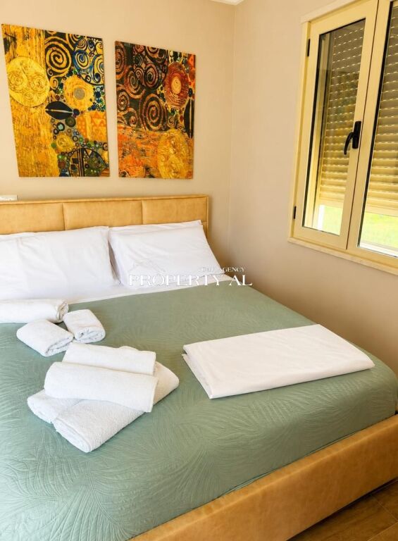 Apartament 2+1 me pamje deti për shitje në Orikum Marina, Vlorë