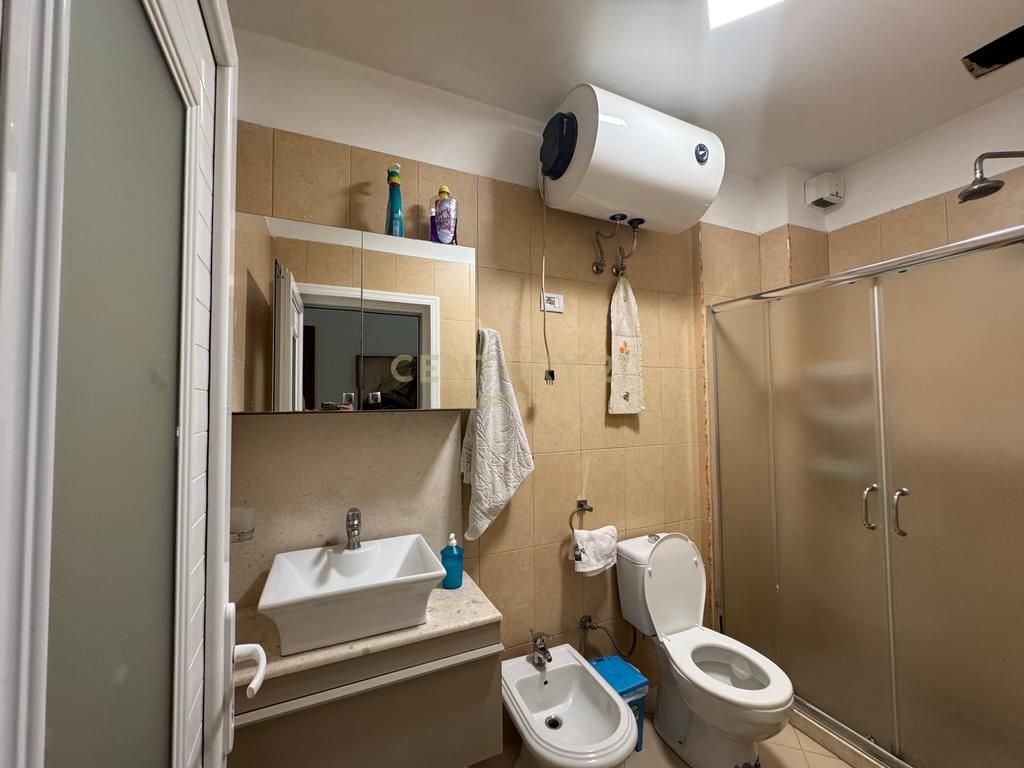 Apartament 1+1+Post Parkimi me qira prane Kodres se Diellit