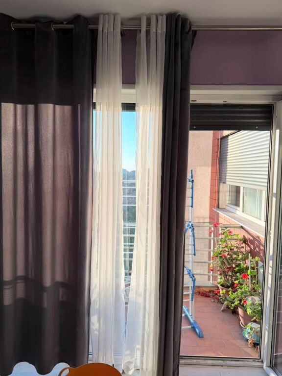 🏠 IN AFFITTO: Appartamento 1+1 📍Brryl – Vicino al Votra Bar || 55.000 Lek/Mese – Edificio Nuovo con Ascensore – 8° Piano – 80 m² || Vicino a Tutti i Servizi 🏃🏻‍♂️